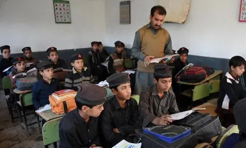 Peshawar: Khyber Pakhtunkhwa Cabinet Approves E-Transfer Policy 2025 for Government School Teachers